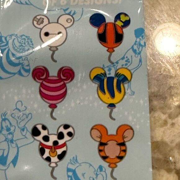101 Dalmatians Balloon Mickey Head Disney Pin series 15    2020 - Picture 2 of 9